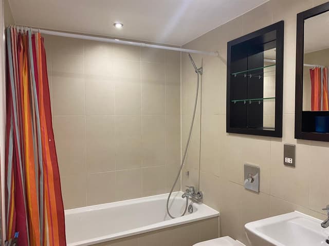 Flat 61, Mackenzie House Chadwick Street, Hunslet - Image 9