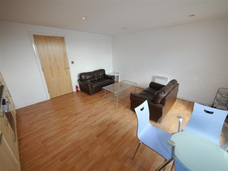 Flat 16, Holborn Central Rampart Road, Leeds - Image 10