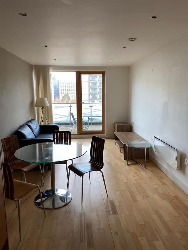 5 Cartier House, The Boulevard - Image 2