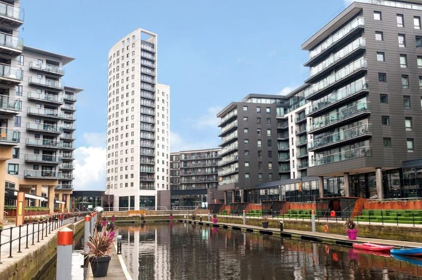 5 Cartier House, The Boulevard - Image 1