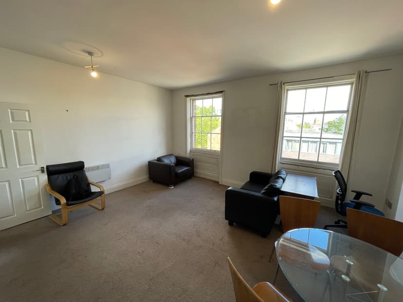 Flat 4, 37 Hanover Square, Leeds - Image 4
