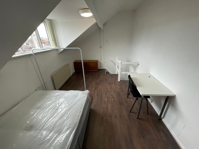 10 Harold Walk, Leeds - Image 10