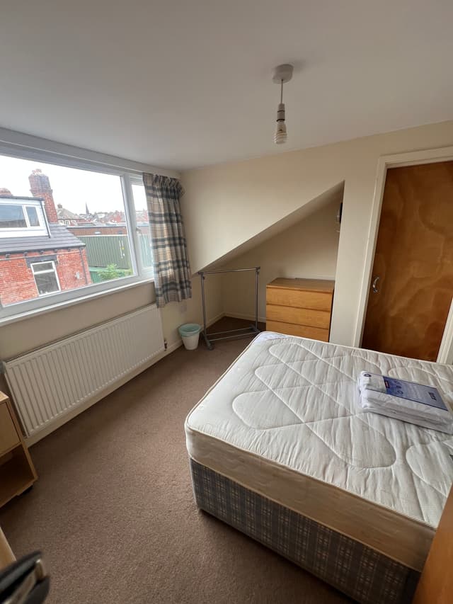 19 Harold Road, Leeds - Image 10