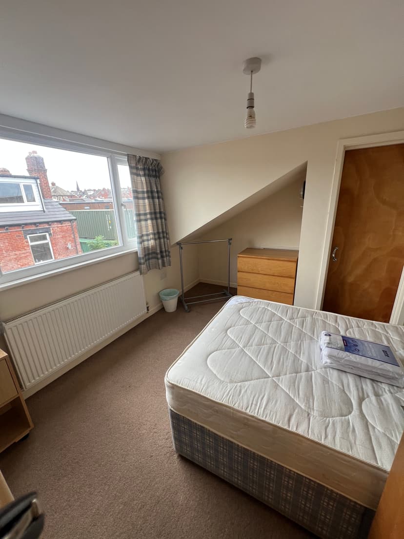 19 Harold Road, Leeds - Image 10