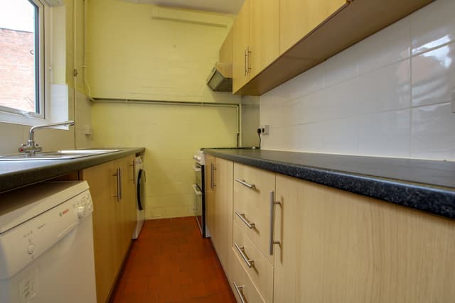 125 St. Leonards Road, Leicester - Image 10