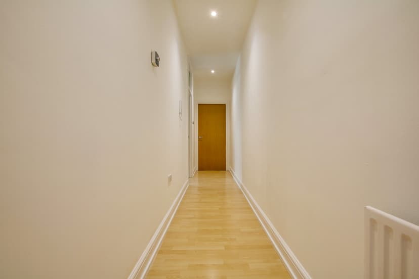 Flat 6, Princess House, 26 De Montfort Street - Image 6