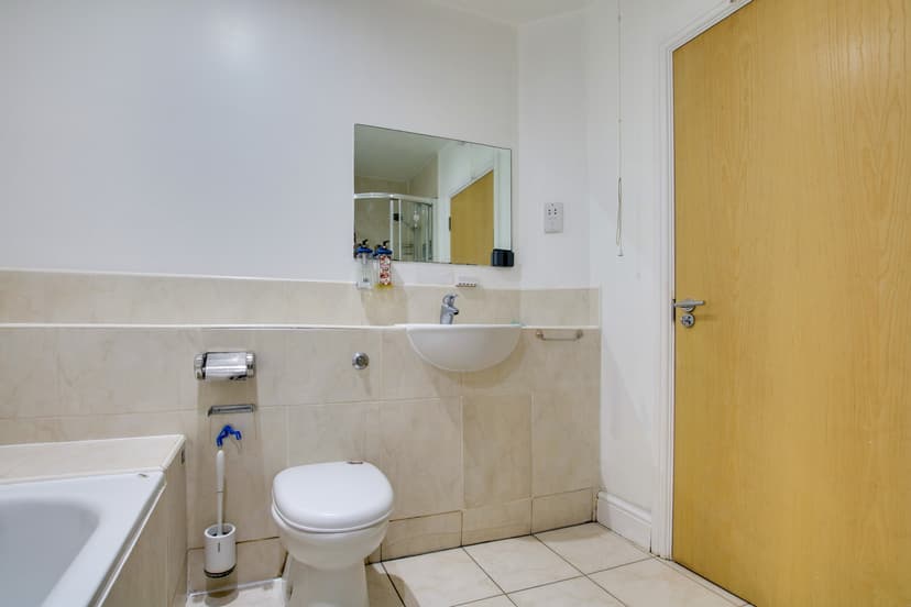Flat 6, Princess House, 26 De Montfort Street - Image 16