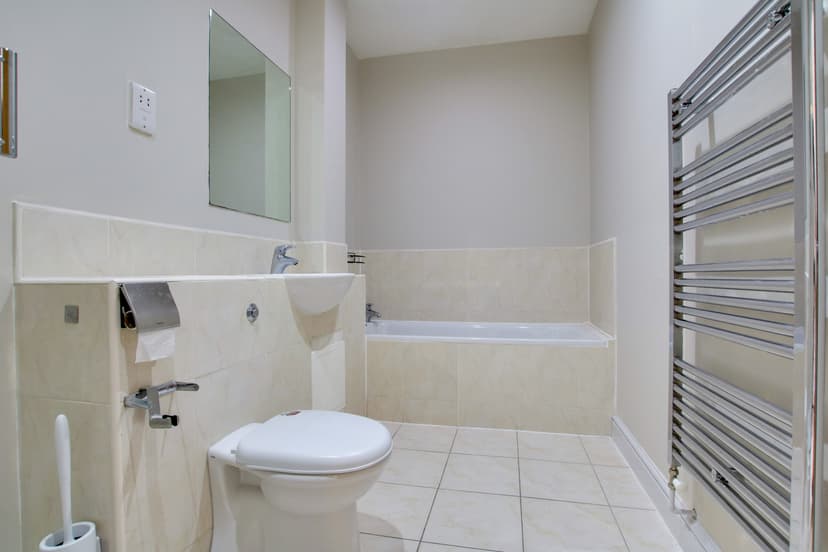 Flat 6, Princess House, 26 De Montfort Street - Image 20