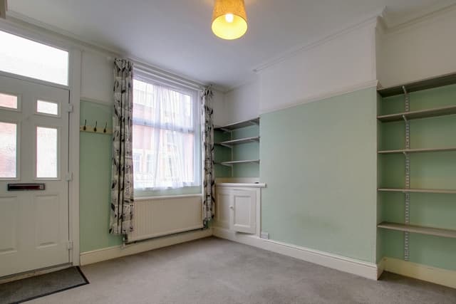 125 St. Leonards Road, Leicester - Image 2