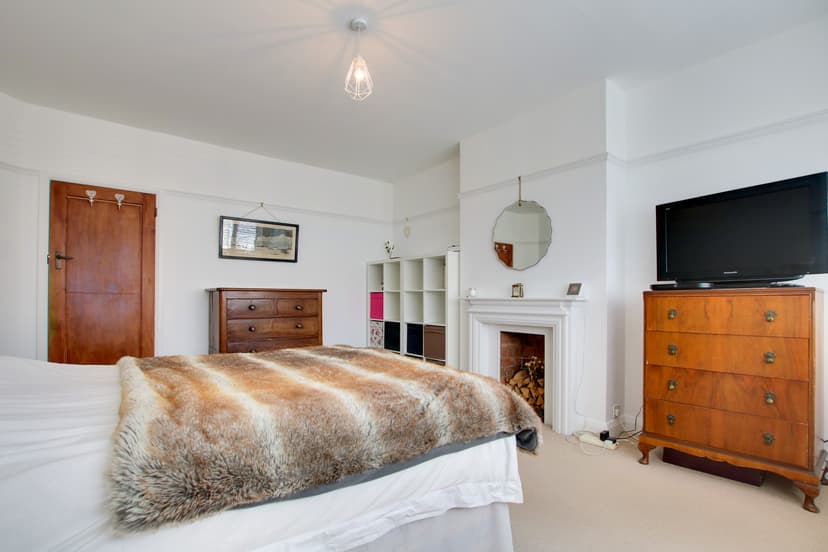 99 Shanklin Drive, Leicester - Image 19