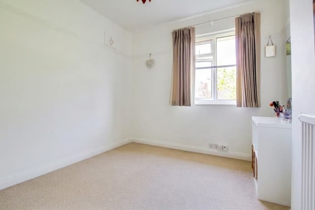 99 Shanklin Drive, Leicester - Image 21