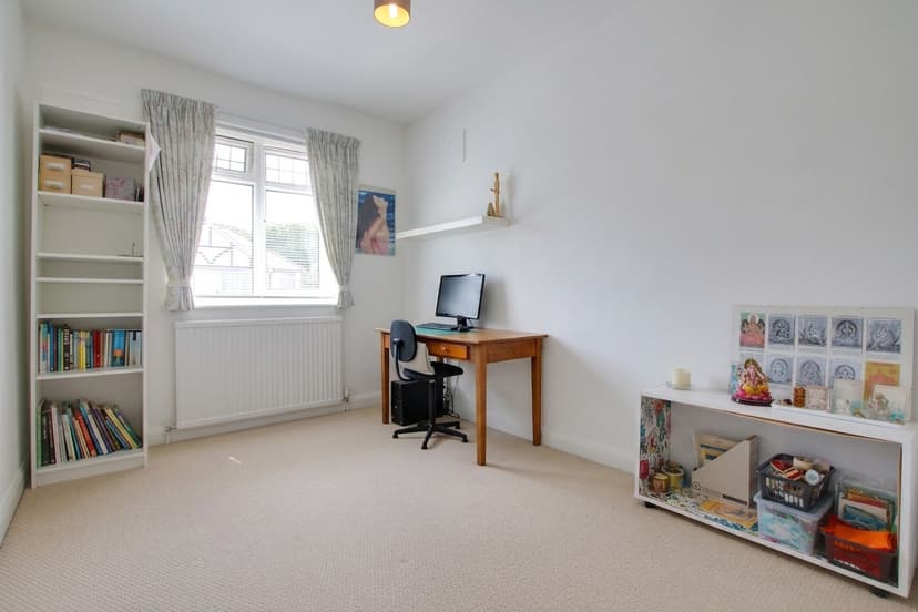 99 Shanklin Drive, Leicester - Image 22