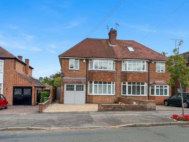 99 Shanklin Drive, Leicester - Image 30