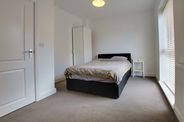 98 Wordsworth Road, Leicester - Image 10