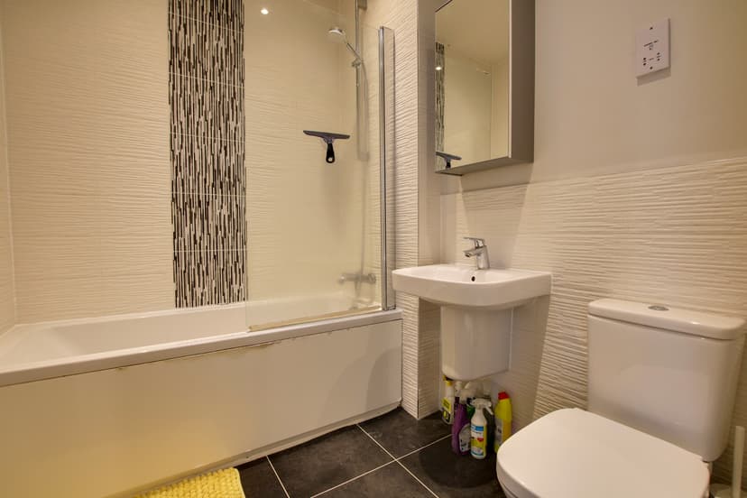 98 Wordsworth Road, Leicester - Image 12