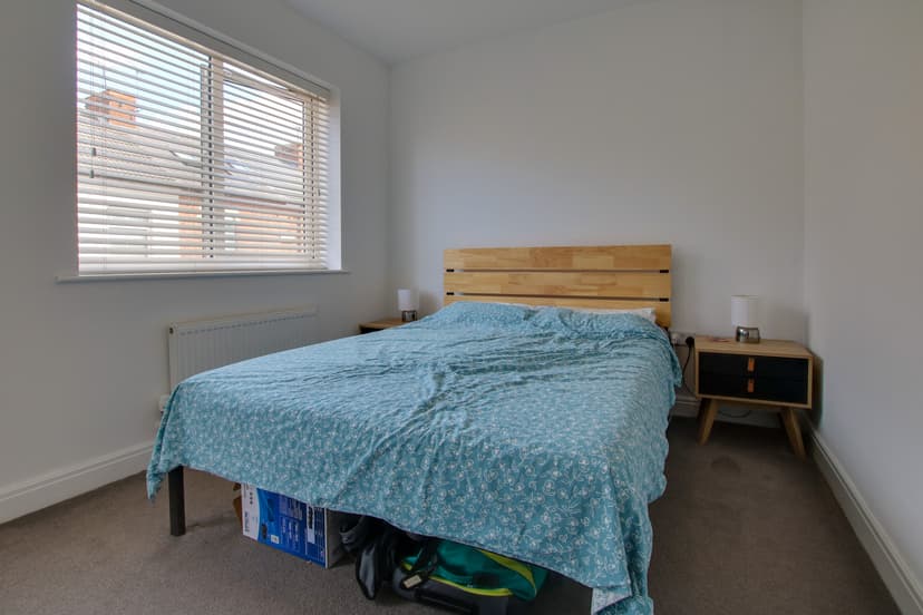 98 Wordsworth Road, Leicester - Image 13