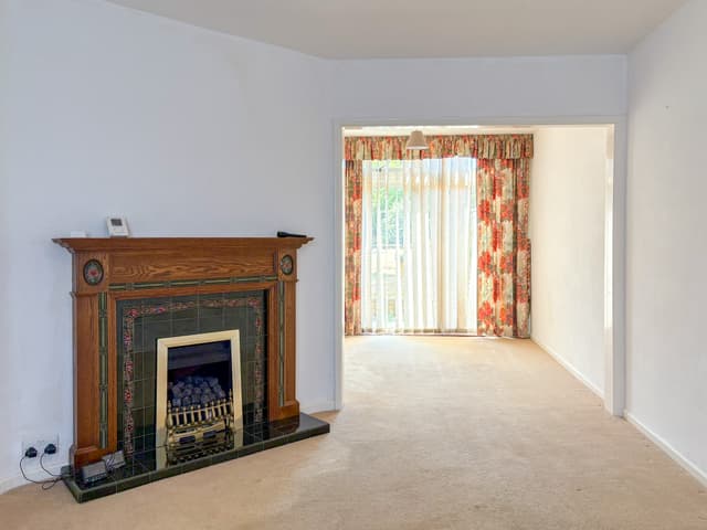 30 Castleton Road, Wigston - Image 7