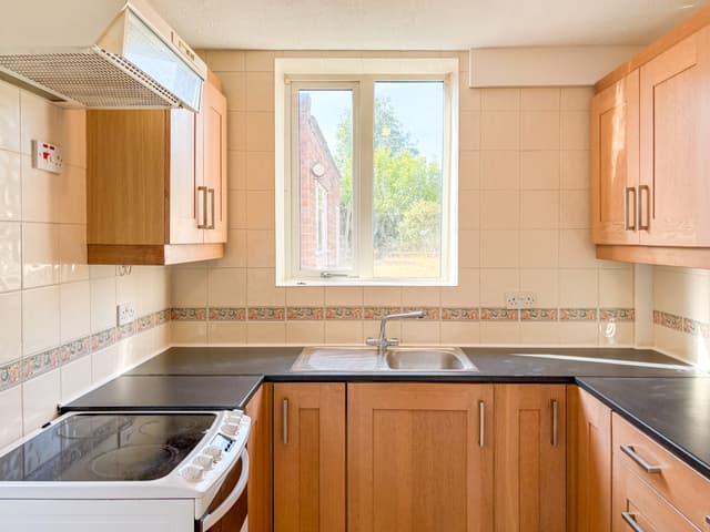 30 Castleton Road, Wigston - Image 12
