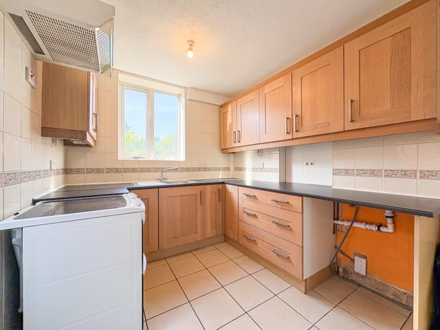 30 Castleton Road, Wigston - Image 11