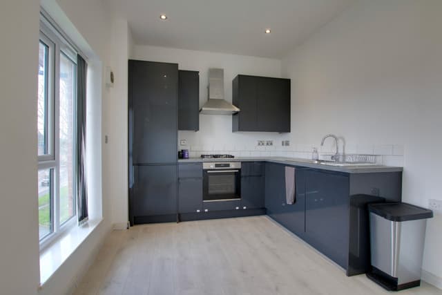 Apt 4, Tilton Apartments, 55 Coleman Road - Image 1