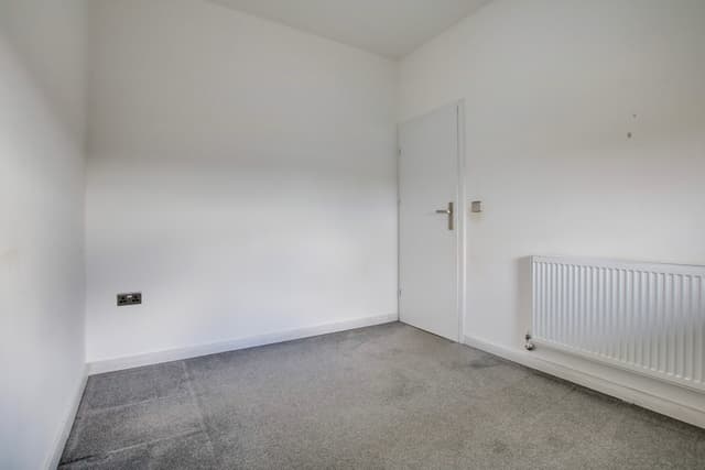 Apt 4, Tilton Apartments, 55 Coleman Road - Image 11