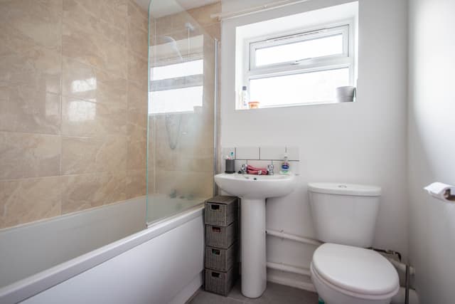 2 Sage Road, Leicester - Image 11