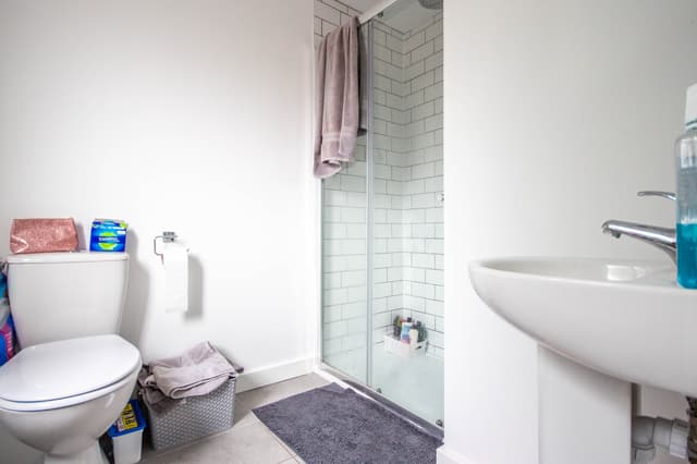 2 Sage Road, Leicester - Image 17