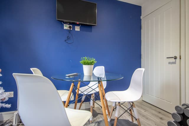 2 Sage Road, Leicester - Image 4