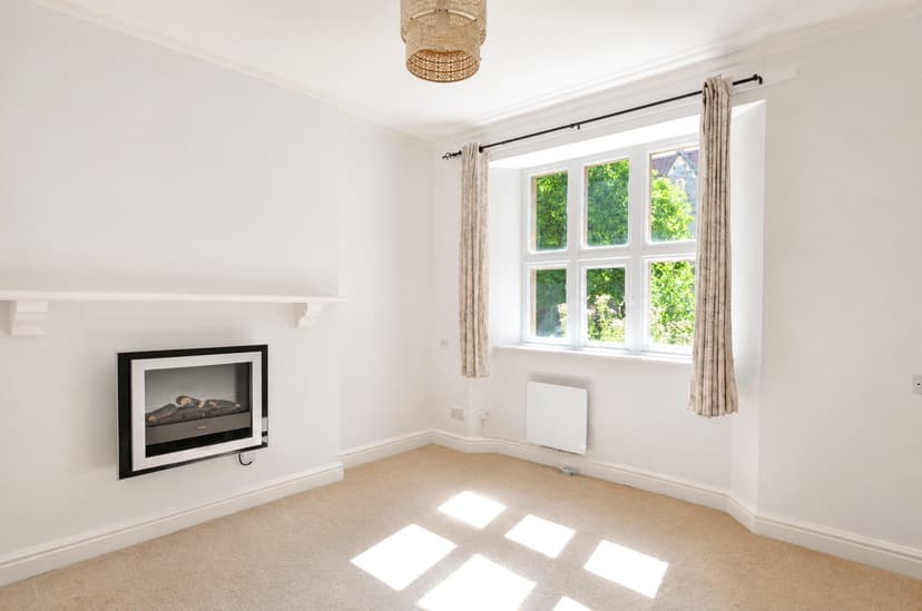 15 Barstaple House, Old Market Street - Image 5