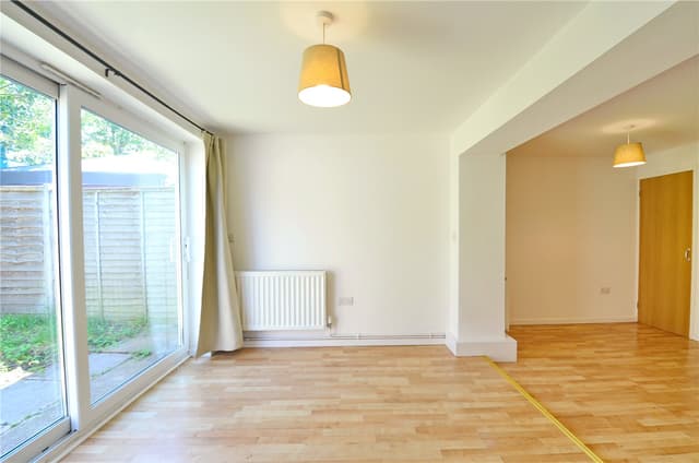 29a, Church Leaze - Image 5