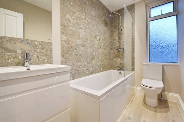 2A, Newbridge Road - Image 2