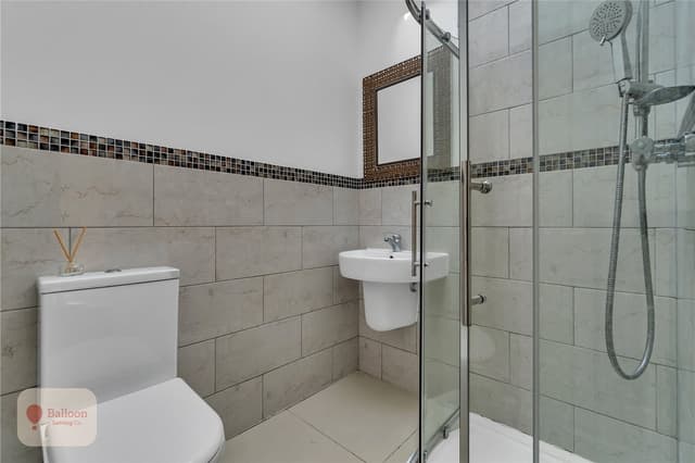 Room 1, Frome Valley Road - Image 13