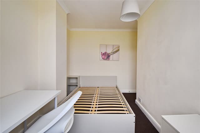 7, Blenheim Drive - Image 8