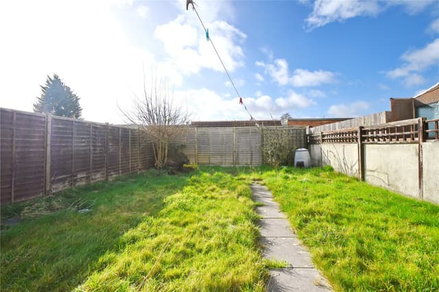7, Blenheim Drive - Image 5