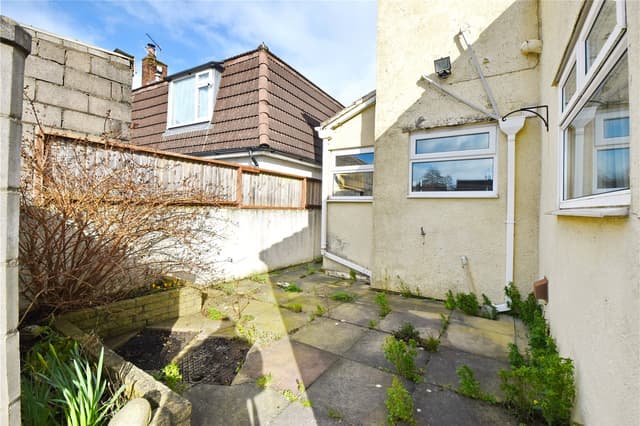 7, Blenheim Drive - Image 4