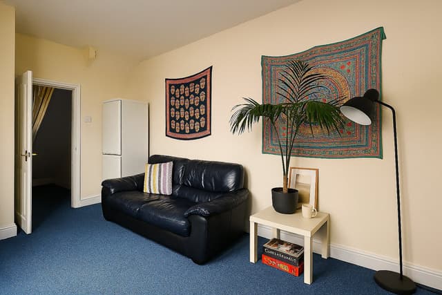 18, Highbury Road - Image 2