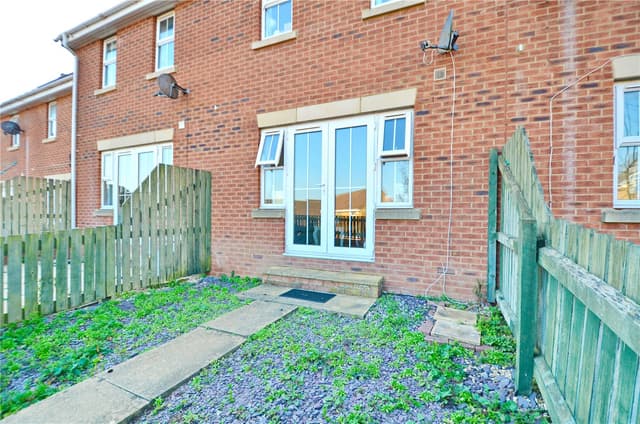 34, Casson Drive - Image 16