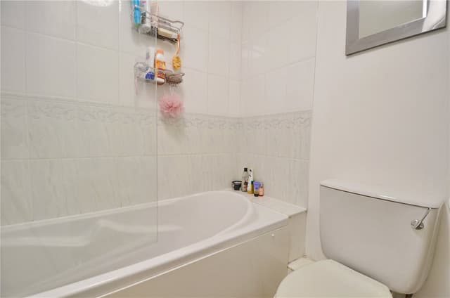 34, Casson Drive - Image 4