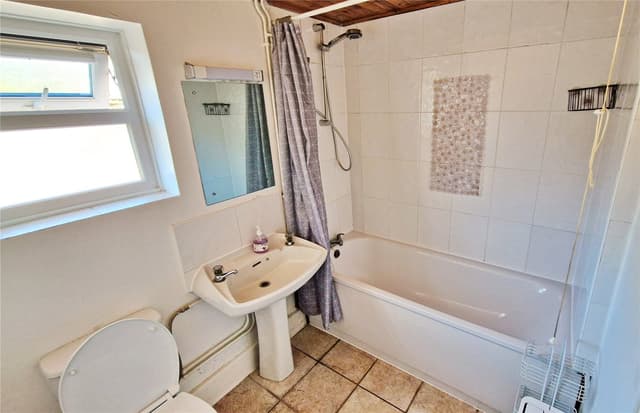 28, Springfield Avenue - Image 6