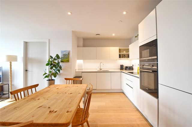 Flat 75, The Dials, Runway Avenue - Image 18