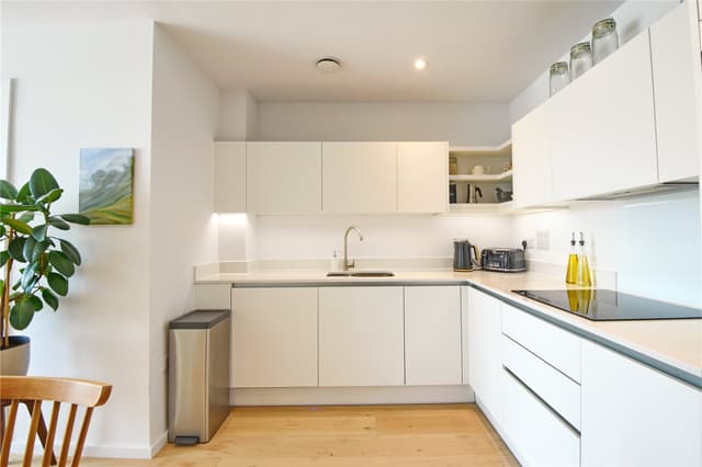 Flat 75, The Dials, Runway Avenue - Image 17