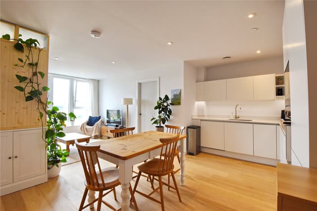 Flat 75, The Dials, Runway Avenue - Image 15