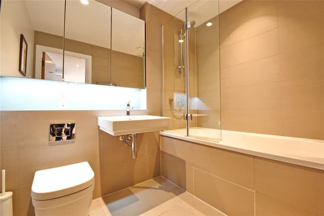 Flat 75, The Dials, Runway Avenue - Image 7