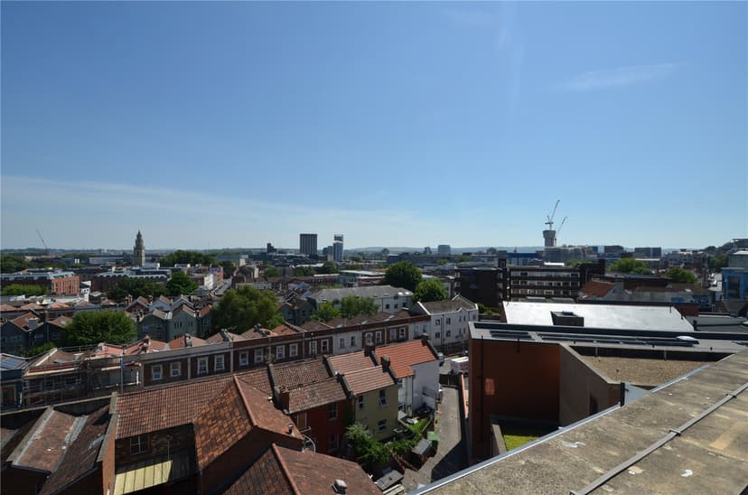 Flat 505, Beckford House, Carmen Beckford Street - Image 17