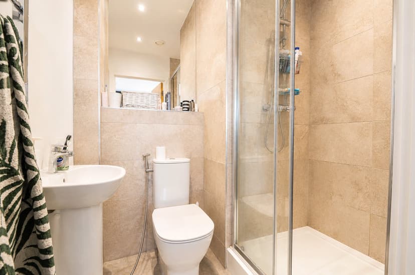 Flat 505, Beckford House, Carmen Beckford Street - Image 10