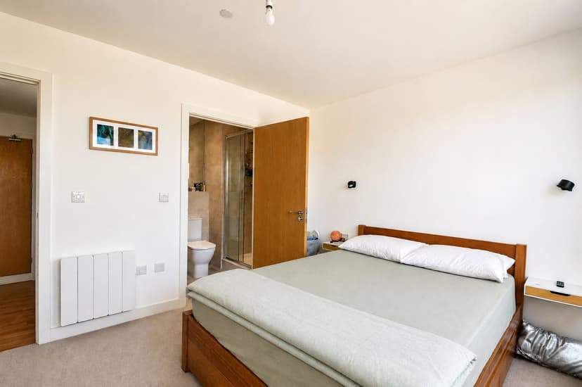 Flat 505, Beckford House, Carmen Beckford Street - Image 8
