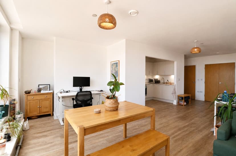 Flat 505, Beckford House, Carmen Beckford Street - Image 5