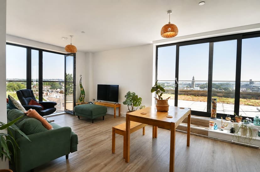 Flat 505, Beckford House, Carmen Beckford Street - Image 2