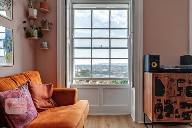 SFF, Royal York Crescent - Image 20