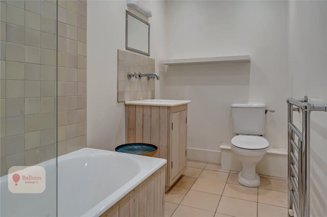 SFF, Royal York Crescent - Image 9